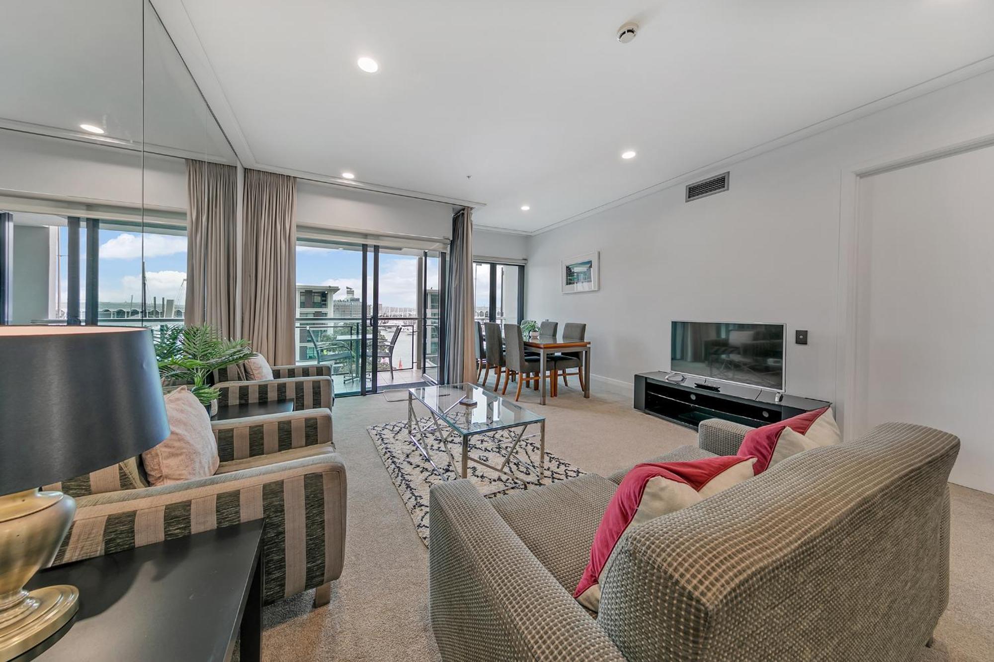 Luxurious & Spacious Living With Breathtaking Views Окленд Екстер'єр фото